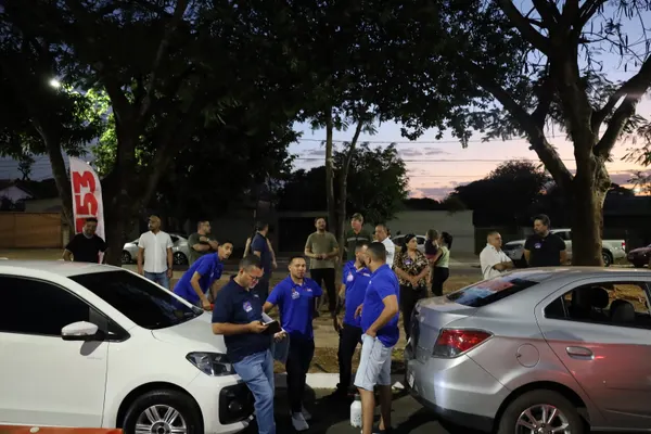 Grande Adesivaço no Jardim Guanabara — foto 19