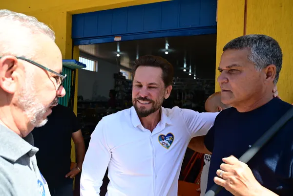Adesivaço na Praça Matriz — foto 16