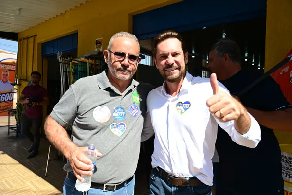 Adesivaço na Praça Matriz — foto 28