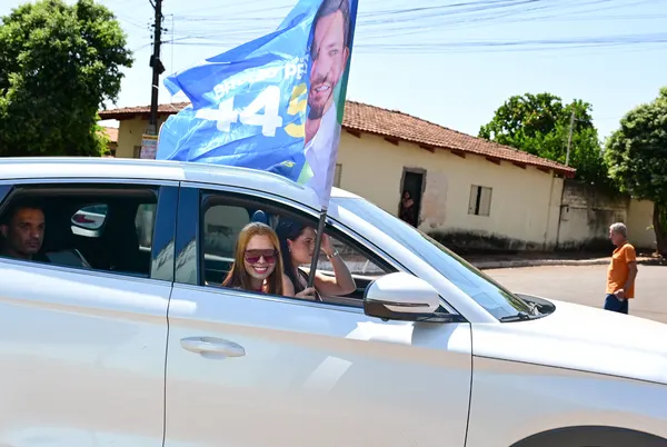 Adesivaço na Praça Matriz — foto 83