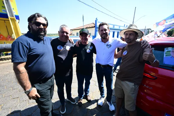 Adesivaço na Praça Matriz — foto 39