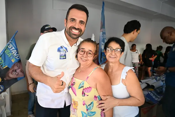 Caminhada no comércio com o deputado Gustavo Sebba e lideranças — foto 10