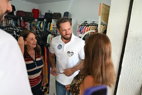 Caminhada no comércio com o deputado Gustavo Sebba e lideranças — foto 17