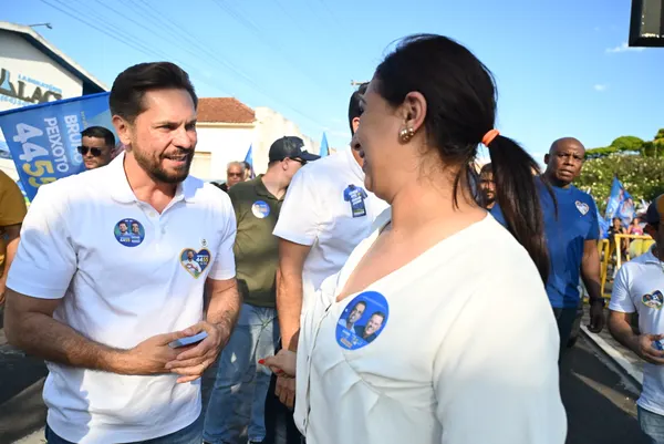 Caminhada no comércio com o deputado Gustavo Sebba e lideranças — foto 30