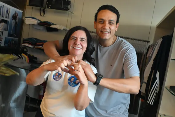 Caminhada no comércio com o deputado Gustavo Sebba e lideranças — foto 35