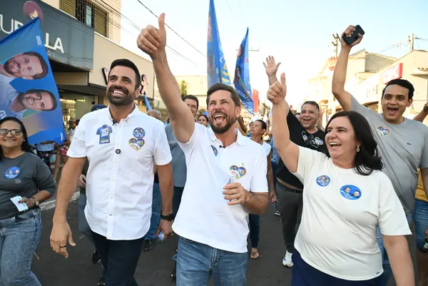 Caminhada no comércio com o deputado Gustavo Sebba e lideranças — foto 52