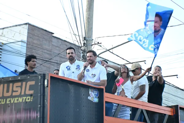 Caminhada no comércio com o deputado Gustavo Sebba e lideranças — foto 67