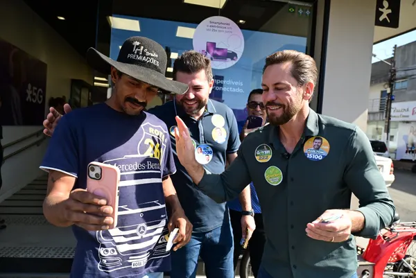 Caminhada no comércio e reunião politica em Cristalina — foto 14