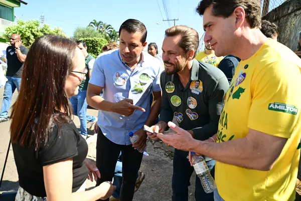 Caminhada no comércio e reunião politica em Cristalina — foto 23
