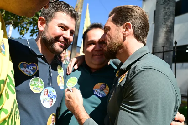 Caminhada no comércio e reunião politica em Cristalina — foto 27