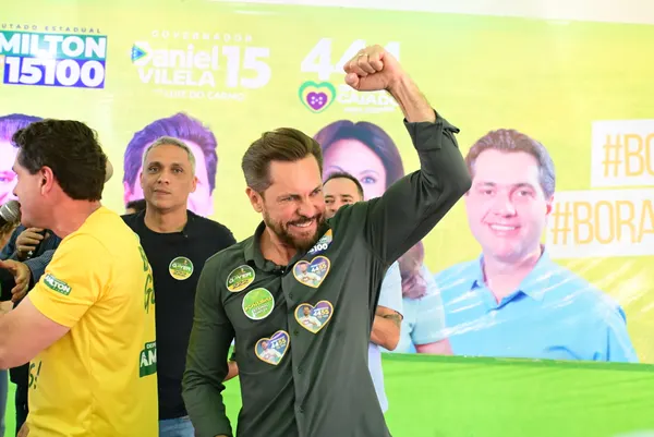 Caminhada no comércio e reunião politica em Cristalina — foto 34
