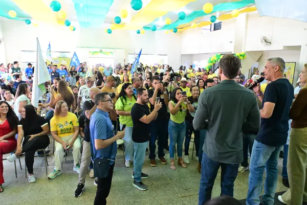 Caminhada no comércio e reunião politica em Cristalina — foto 36