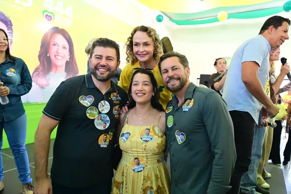 Caminhada no comércio e reunião politica em Cristalina — foto 52