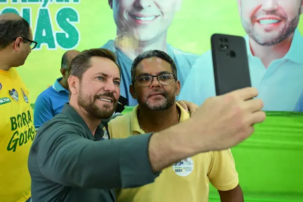 Caminhada no comércio e reunião politica em Cristalina — foto 61