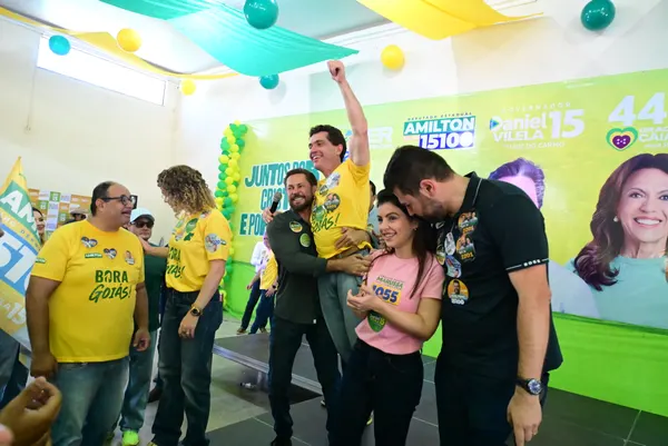 Caminhada no comércio e reunião politica em Cristalina — foto 66