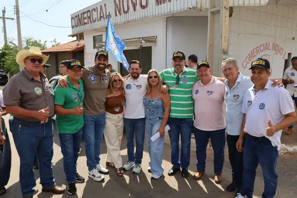 Carreata e reunião com lideranças em Corumbaíba 12/09. Fotos . — foto 56