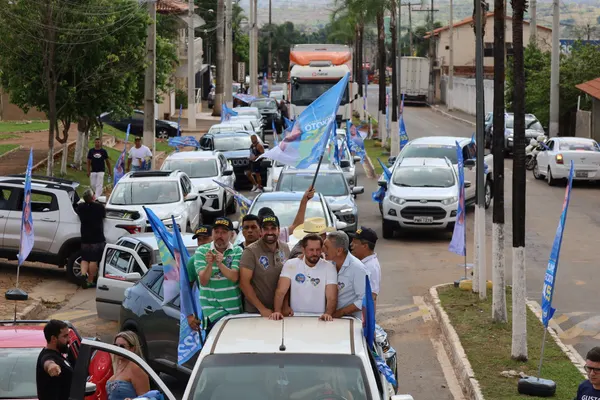 Carreata e reunião com lideranças em Corumbaíba 12/09. Fotos . — foto 41