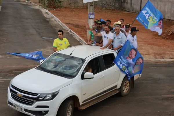 Carreata e reunião com lideranças em Corumbaíba 12/09. Fotos . — foto 33
