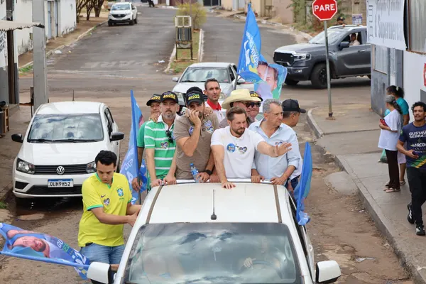 Carreata e reunião com lideranças em Corumbaíba 12/09. Fotos . — foto 29