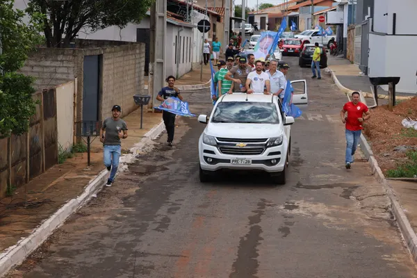 Carreata e reunião com lideranças em Corumbaíba 12/09. Fotos . — foto 30