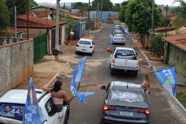 Carreata e reunião com lideranças em Corumbaíba 12/09. Fotos . — foto 21