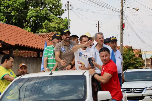 Carreata e reunião com lideranças em Corumbaíba 12/09. Fotos . — foto 14
