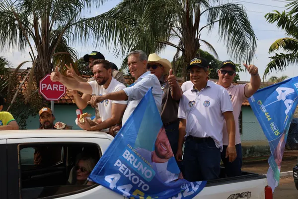 Carreata e reunião com lideranças em Corumbaíba 12/09. Fotos . — foto 16
