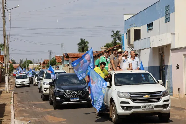 Carreata e reunião com lideranças em Corumbaíba 12/09. Fotos . — foto 17