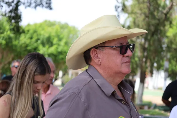 Carreata e reunião com lideranças em Corumbaíba 12/09. Fotos . — foto 77