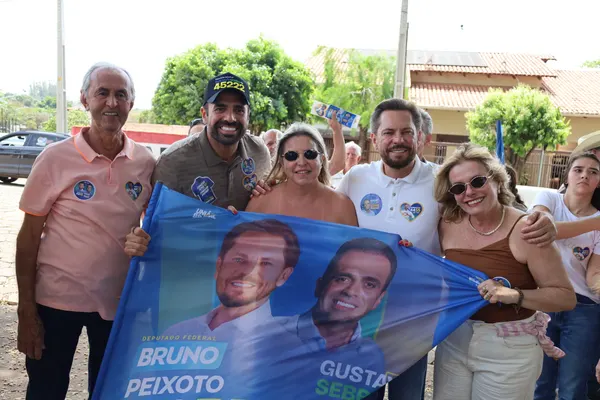 Carreata e reunião com lideranças em Corumbaíba 12/09. Fotos . — foto 70