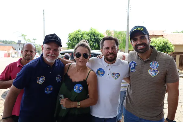 Carreata e reunião com lideranças em Corumbaíba 12/09. Fotos . — foto 68