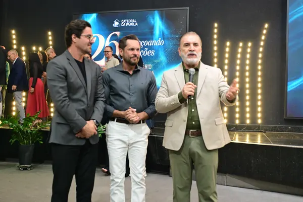 Culto na Catedral da Família — foto 3