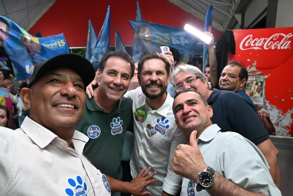 Lançamento da candidatura com o deputado Veter Martins — foto 2
