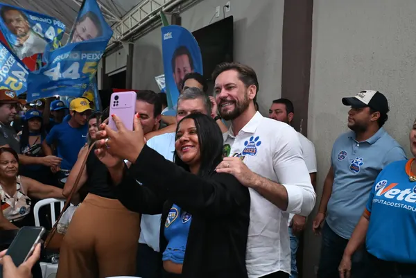 Lançamento da candidatura com o deputado Veter Martins — foto 4