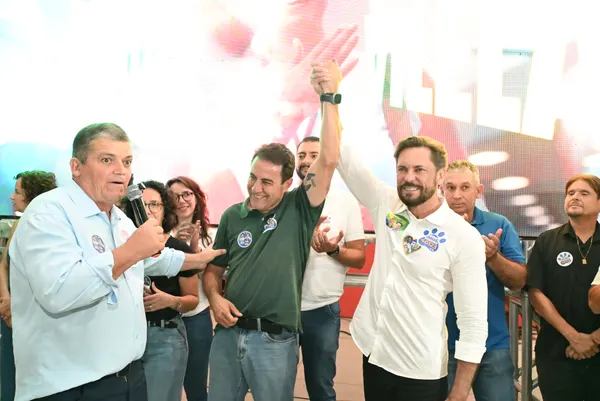 Lançamento da candidatura com o deputado Veter Martins — foto 16