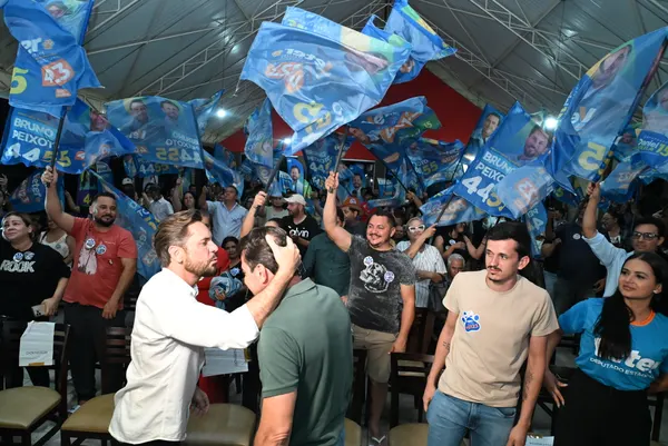 Lançamento da candidatura com o deputado Veter Martins — foto 30