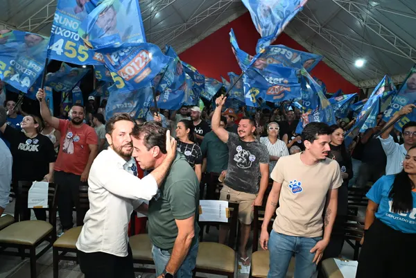 Lançamento da candidatura com o deputado Veter Martins — foto 31