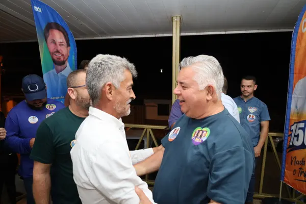 Lançamento da candidatura com o deputado Charles Bento — foto 39