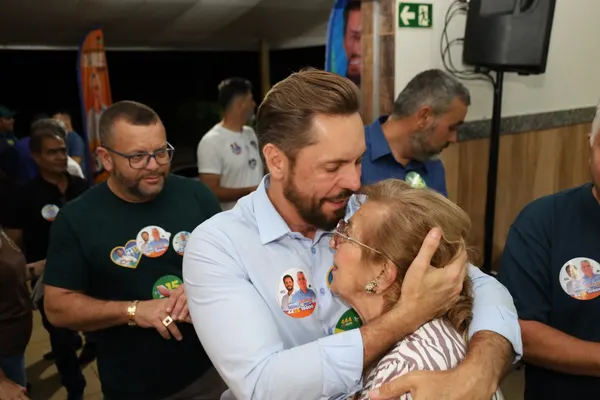 Lançamento da candidatura com o deputado Charles Bento — foto 42