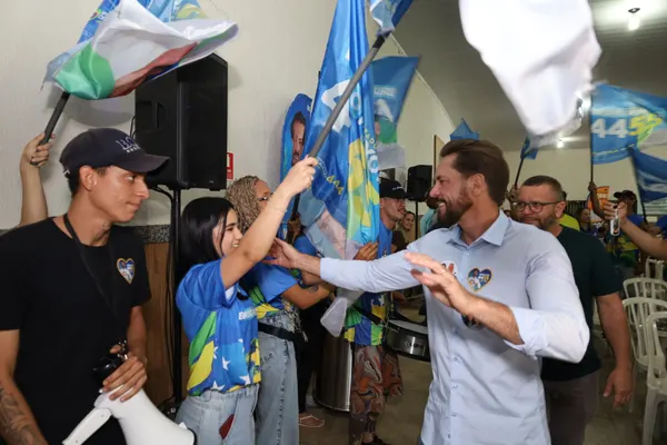 Lançamento da candidatura com o deputado Charles Bento — foto 35