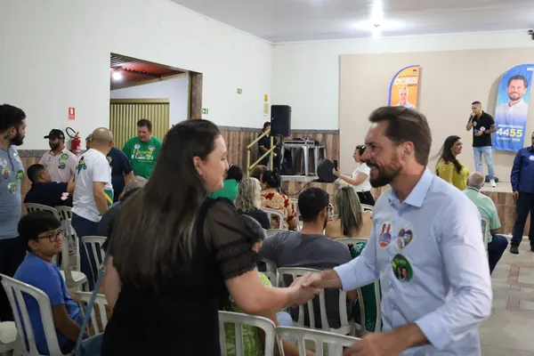 Lançamento da candidatura com o deputado Charles Bento — foto 31