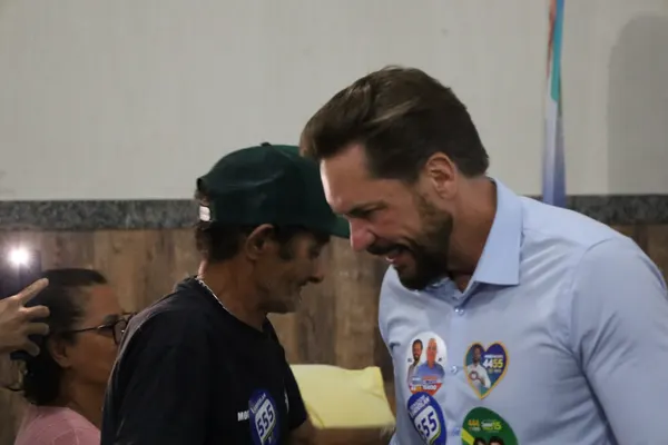 Lançamento da candidatura com o deputado Charles Bento — foto 28