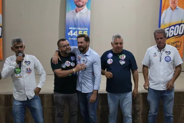 Lançamento da candidatura com o deputado Charles Bento — foto 18