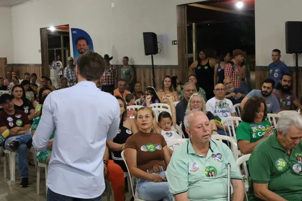 Lançamento da candidatura com o deputado Charles Bento — foto 4