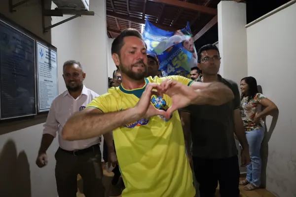 Lançamento de campanha ao lado do prefeito Dr. Fábio, vereadores e grandes lideranças — foto 21