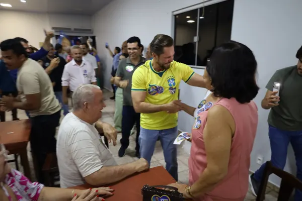 Lançamento de campanha ao lado do prefeito Dr. Fábio, vereadores e grandes lideranças — foto 22