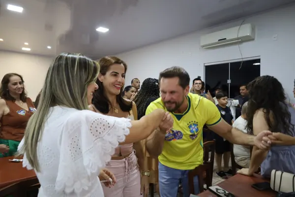 Lançamento de campanha ao lado do prefeito Dr. Fábio, vereadores e grandes lideranças — foto 27