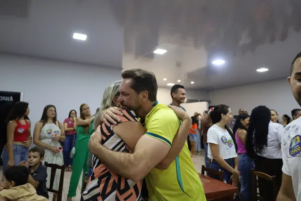 Lançamento de campanha ao lado do prefeito Dr. Fábio, vereadores e grandes lideranças — foto 32
