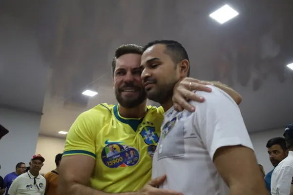 Lançamento de campanha ao lado do prefeito Dr. Fábio, vereadores e grandes lideranças — foto 34