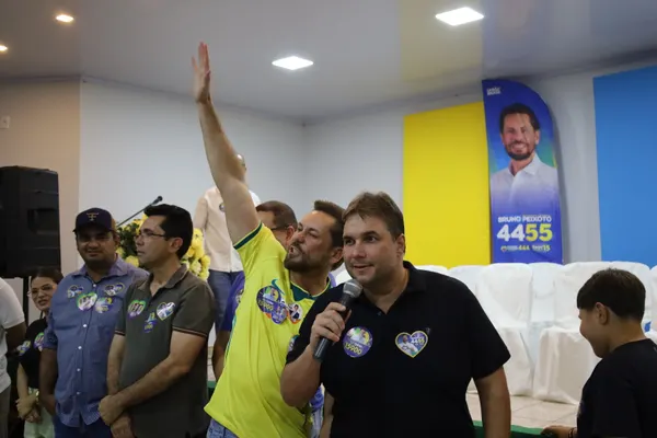 Lançamento de campanha ao lado do prefeito Dr. Fábio, vereadores e grandes lideranças — foto 73
